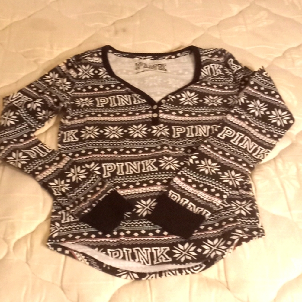 VS PINK thermal long-sleeved pajama top